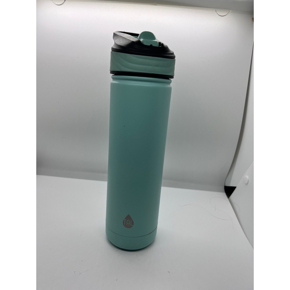 TAL Ranger Straw 26oz Water Bottle Mint Green Matte Stainless Steel WM2025
